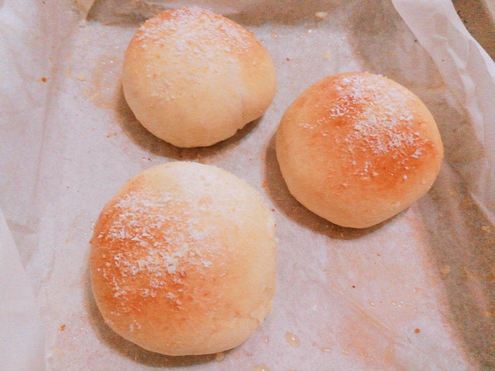 椰蓉奶酥小餐包