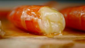 阿根廷红虾的另一种吃法，酸甜多汁的青芒柠檬虾，好吃又方便。的做法 步骤4