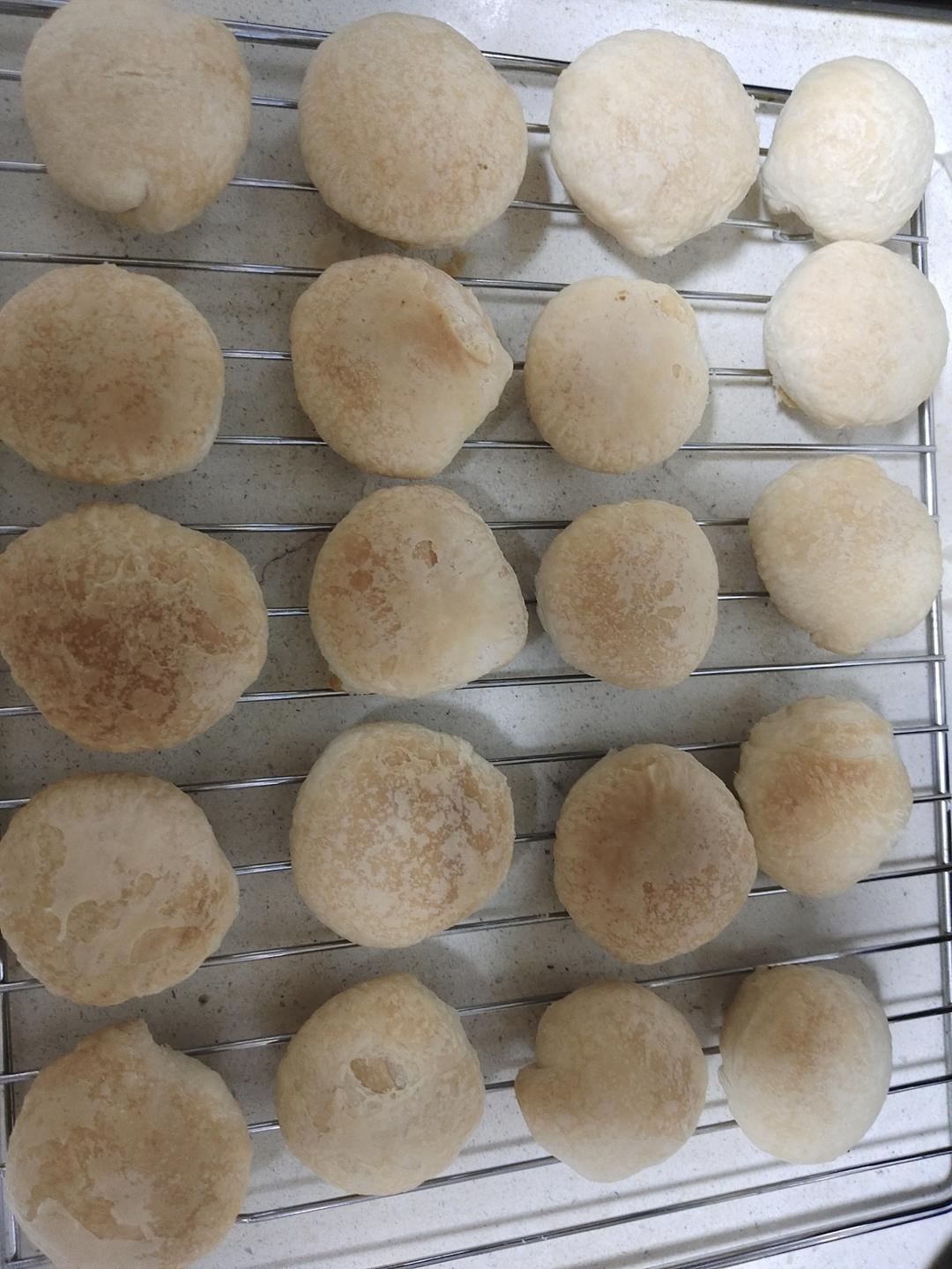 酥皮绿豆饼   酥得掉渣渣