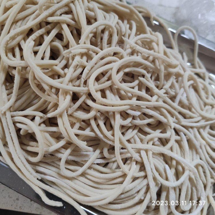 自制碱水面，碱面，热干面，云吞皮，馄饨皮