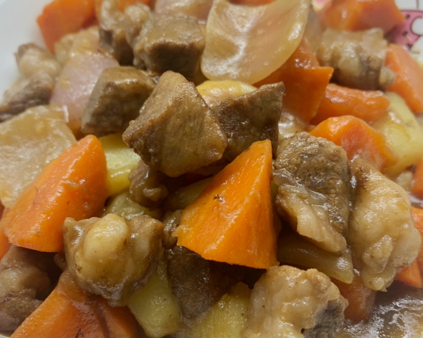 土豆胡萝卜焖牛肉粒的做法