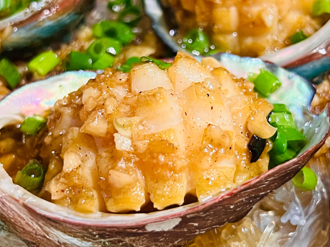 蒜蓉粉丝蒸鲍鱼