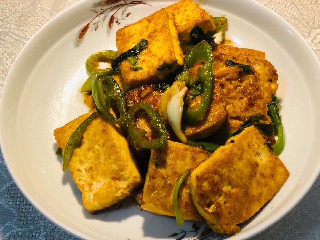青椒炒豆腐