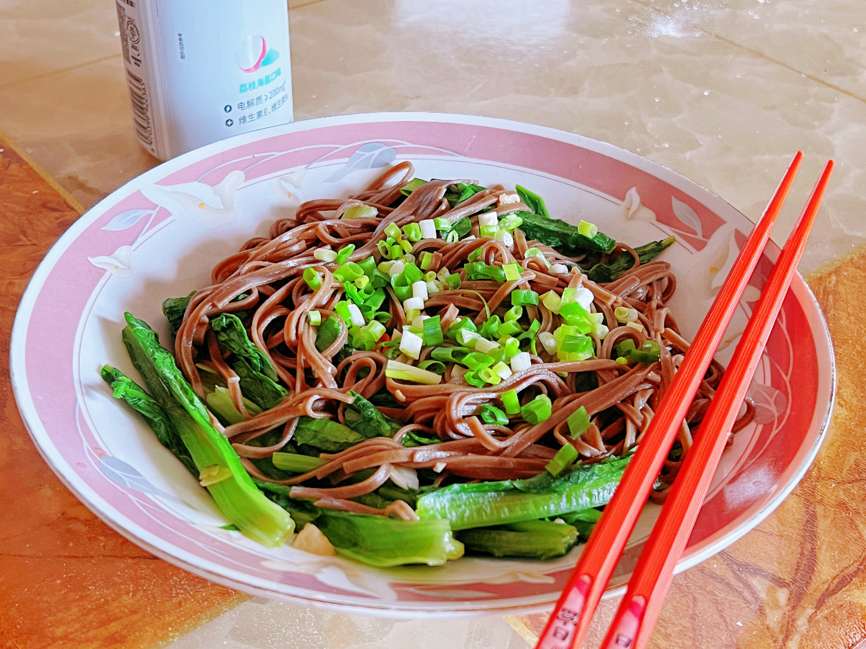 网红低脂荷包蛋荞麦焖面