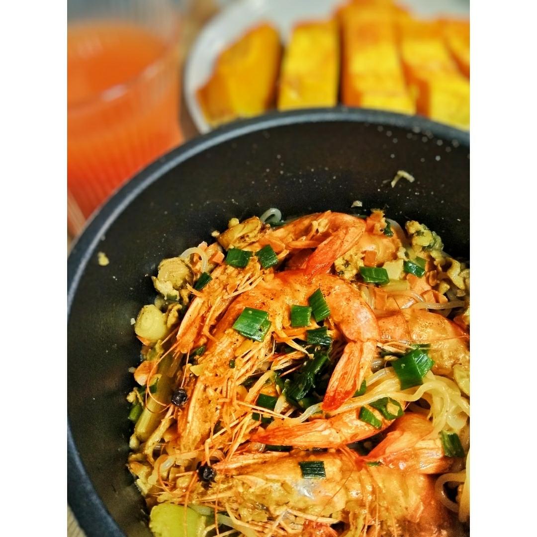 咖喱鲜虾粉丝煲