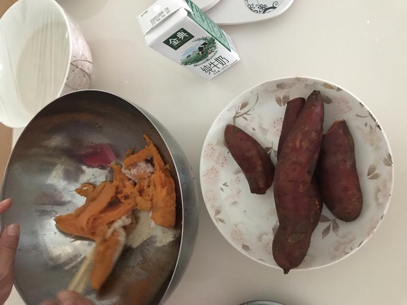 纯奶手撕吐司的做法 步骤1