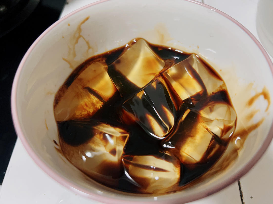 怎么熬粘稠的红糖水（凉糕冰粉等甜品必备）
