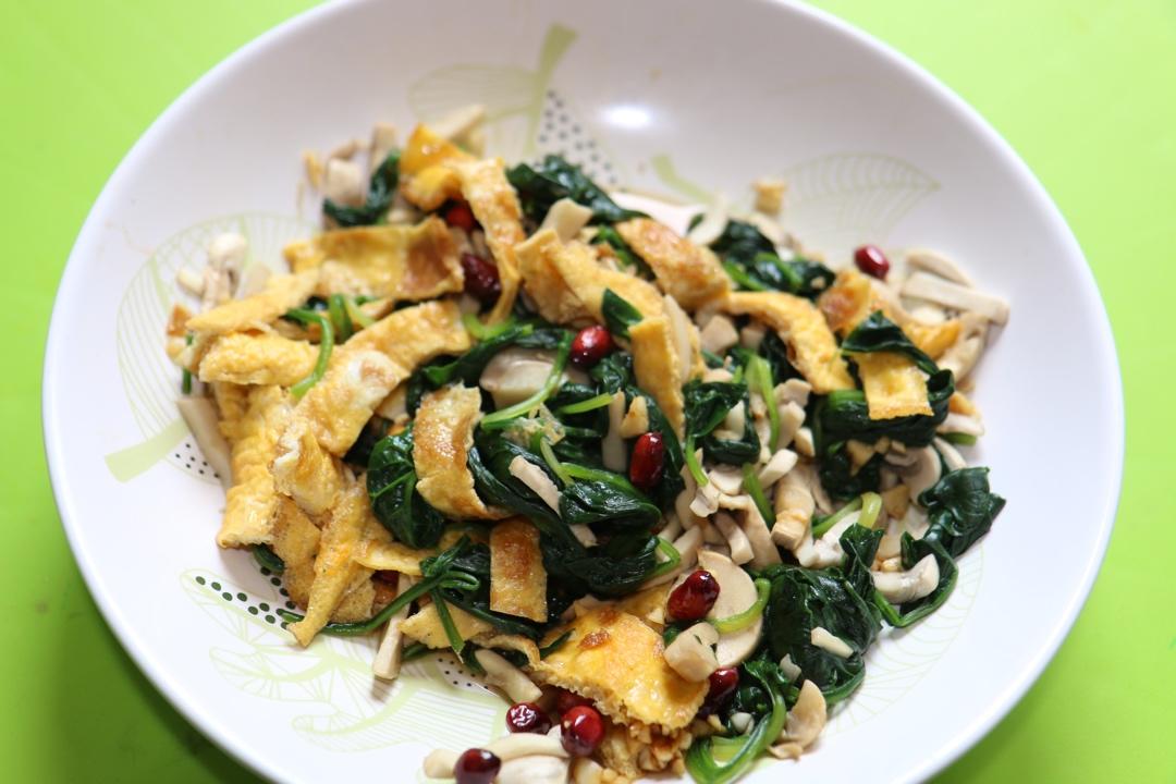 健康低脂凉拌菜—菠菜可以这样吃