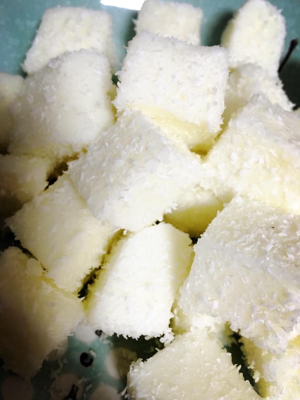 太棒啦！1个方子，做出2道口味一流的甜品！——椰奶小方&炸鲜奶