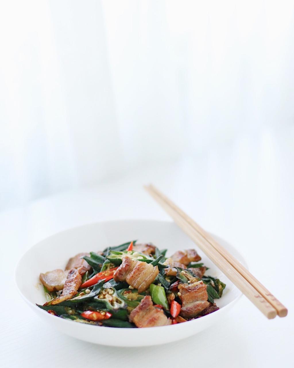 无油秋葵小炒肉