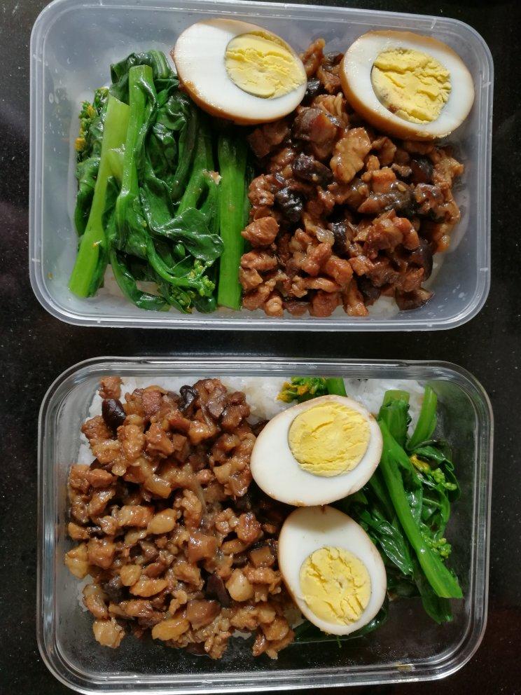 洋葱酥卤肉饭
