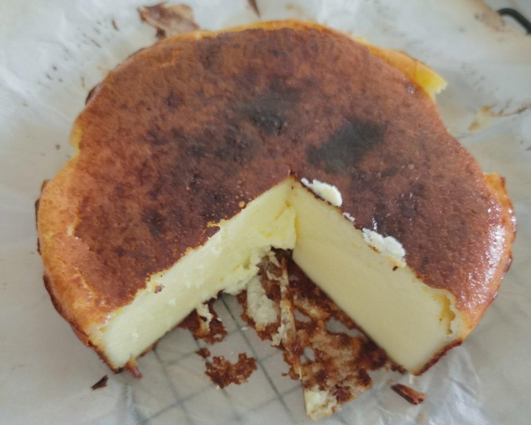 巴斯克芝士蛋糕