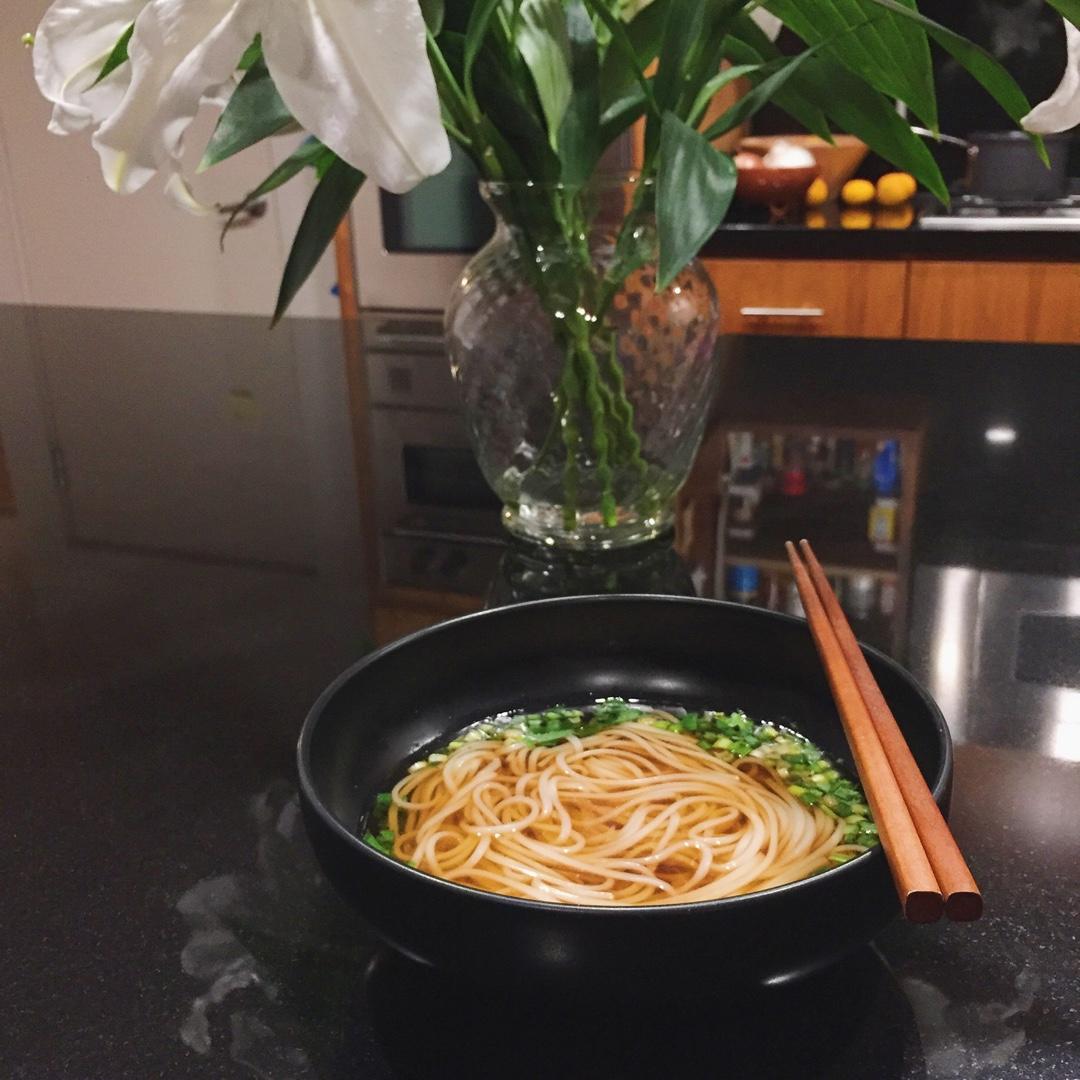 我的一人食：酸汤挂面