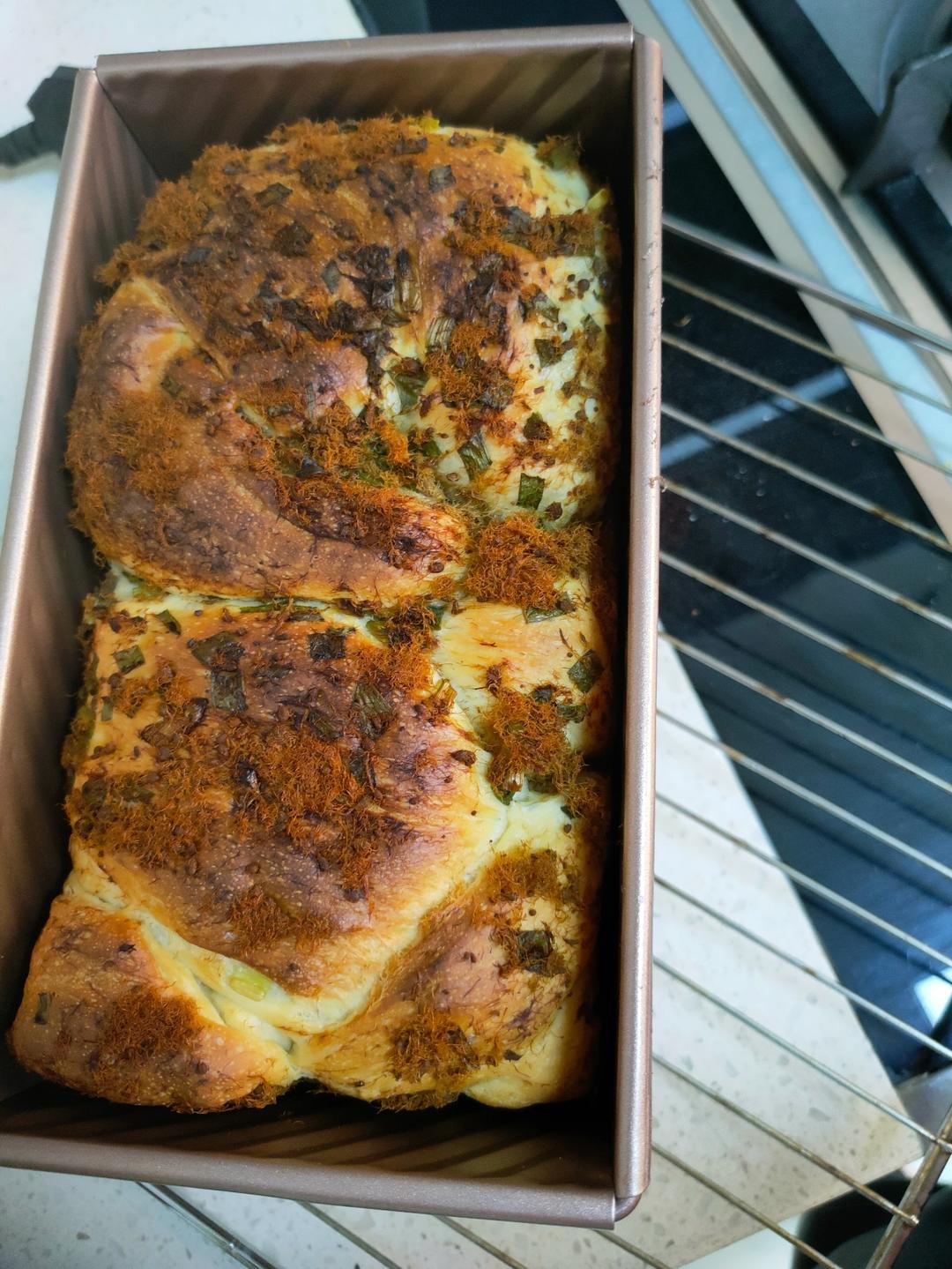 香葱肉松手撕吐司