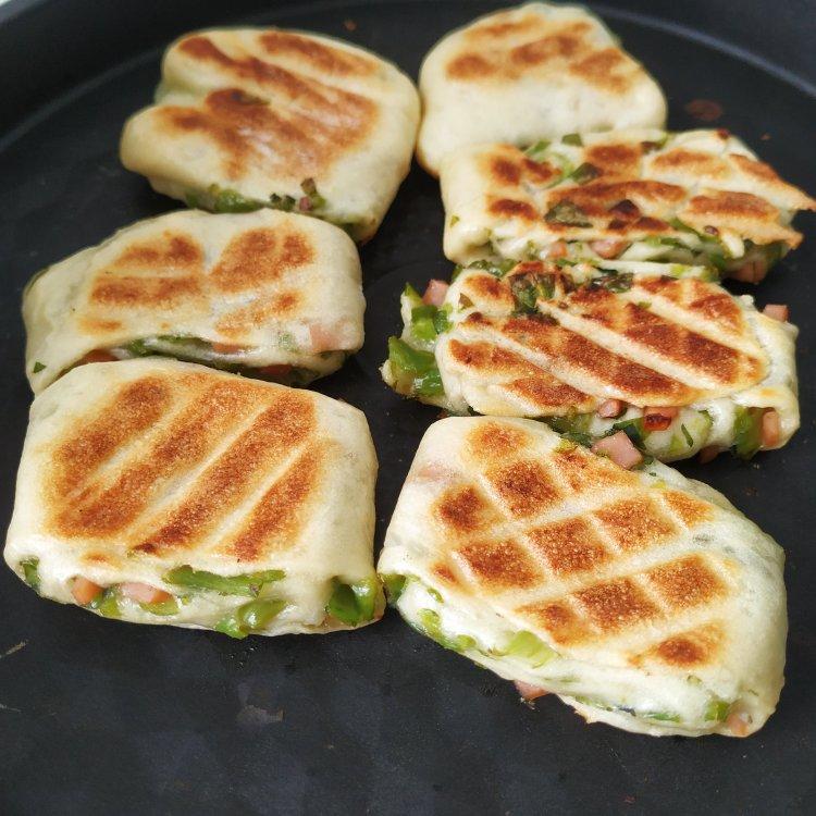 青椒饼（想念大学食堂的青椒饼）