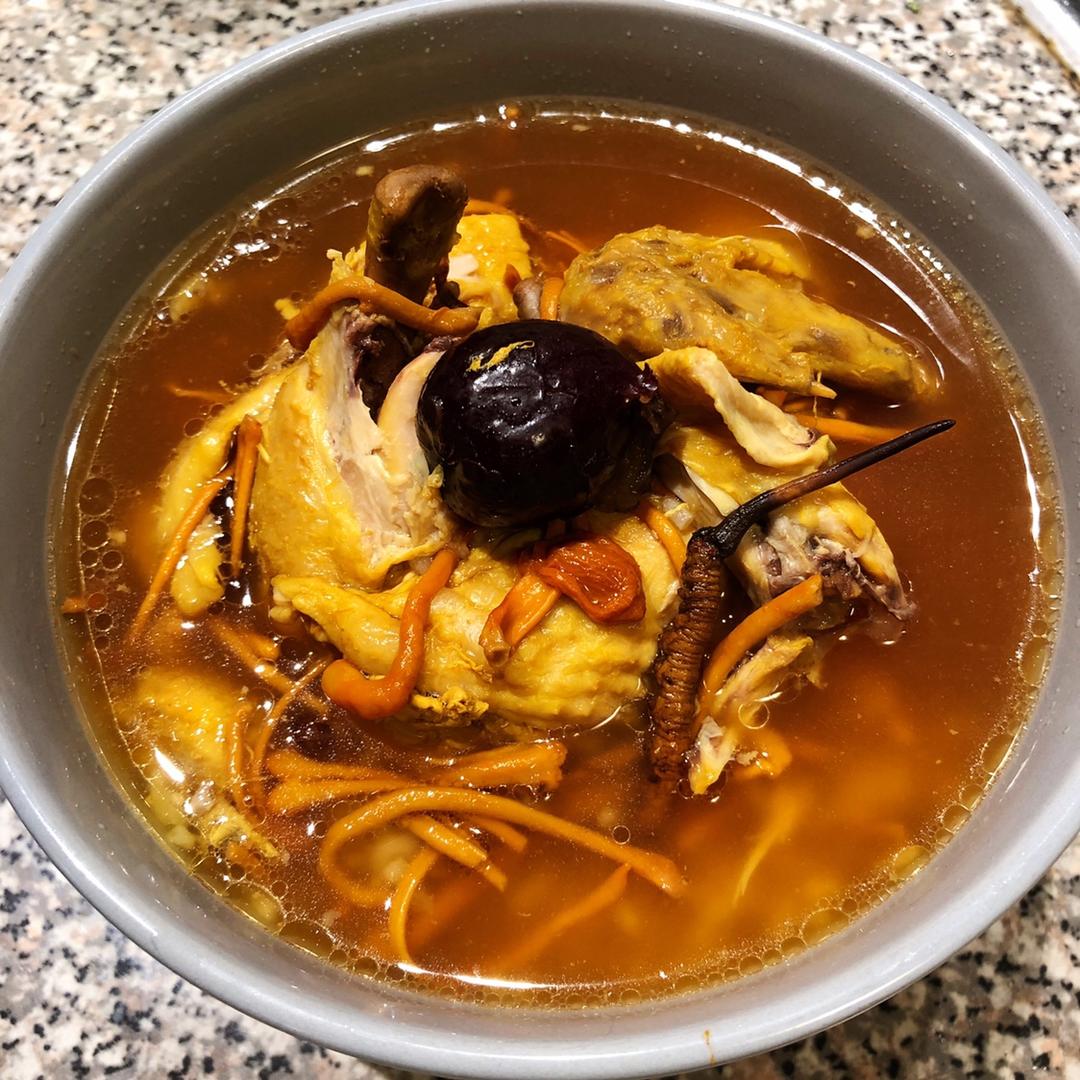 虫草花鸡汤