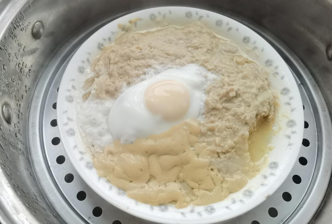 简单又好吃的肉饼蒸蛋