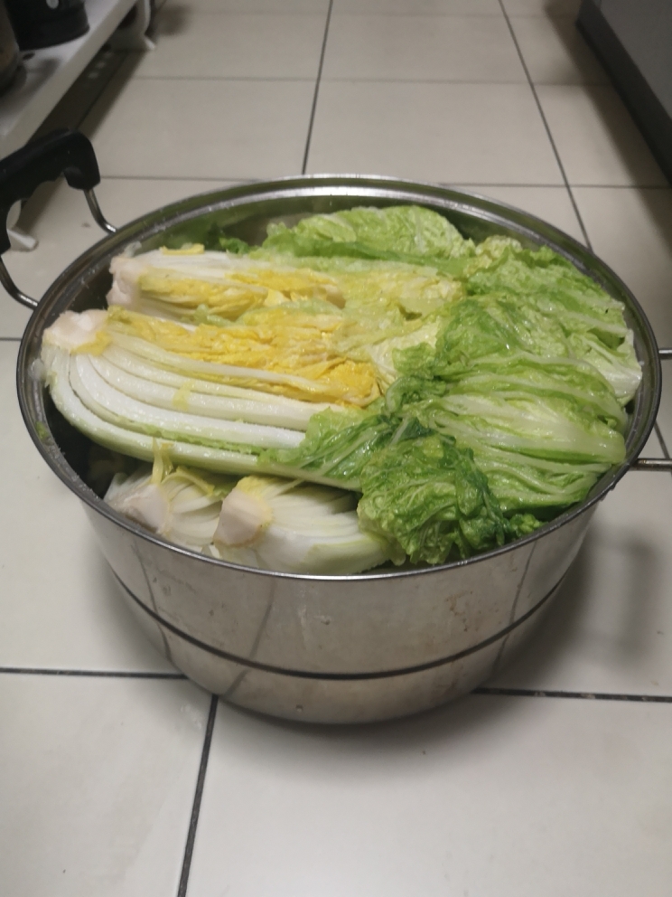 冬天里的一抹红-韩式辣白菜的做法 步骤2