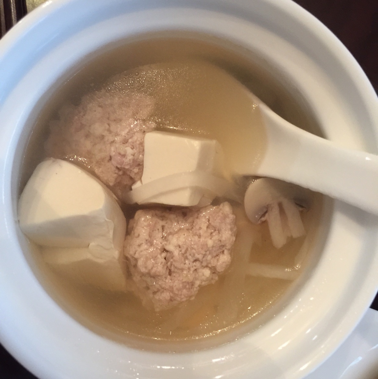 【10分钟系列】白萝卜豆腐圆子汤