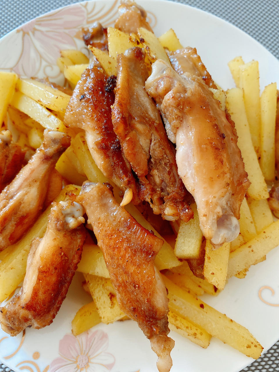 好吃到舔手‼️比烧烤还好吃的孜然鸡翅土豆