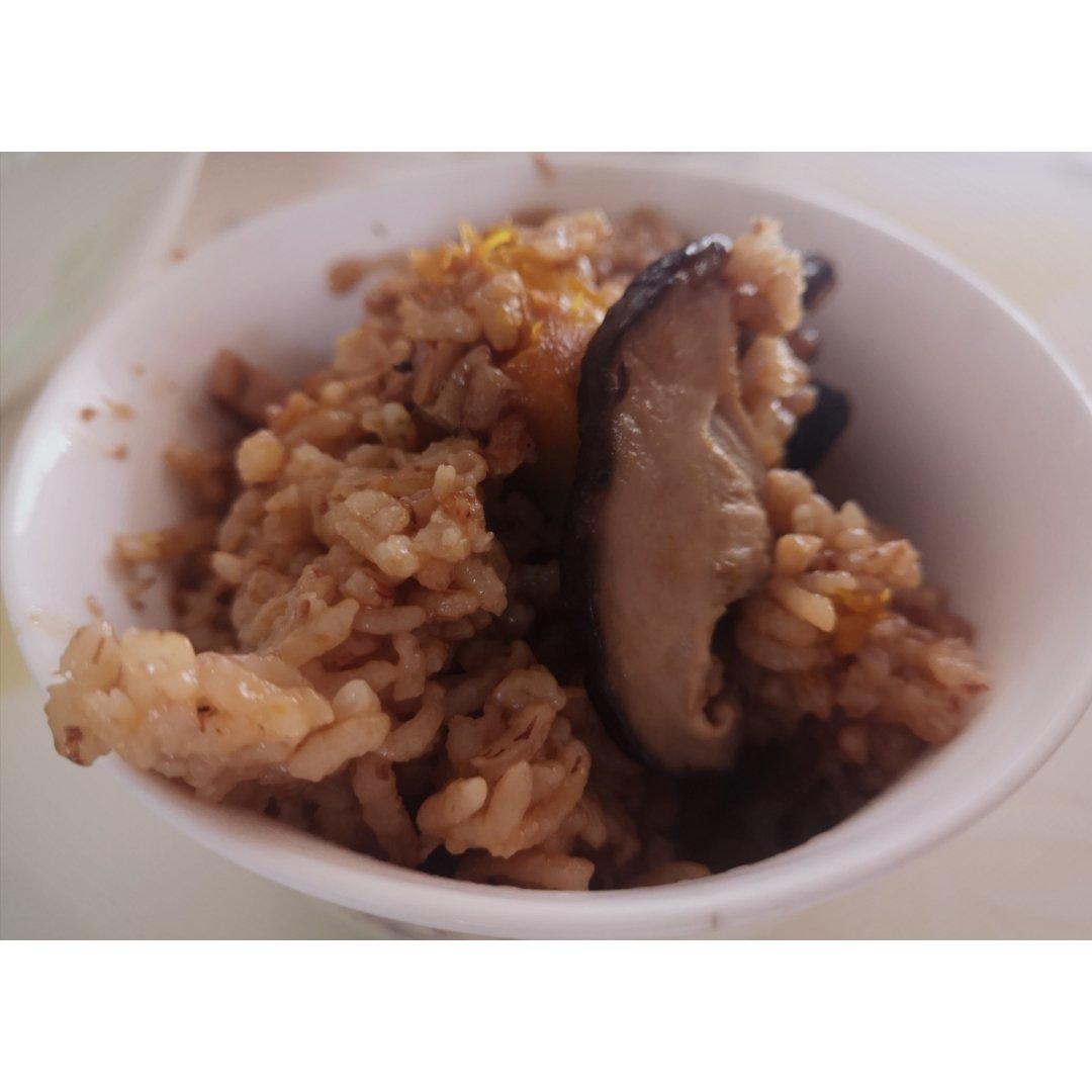 香菇油饭
