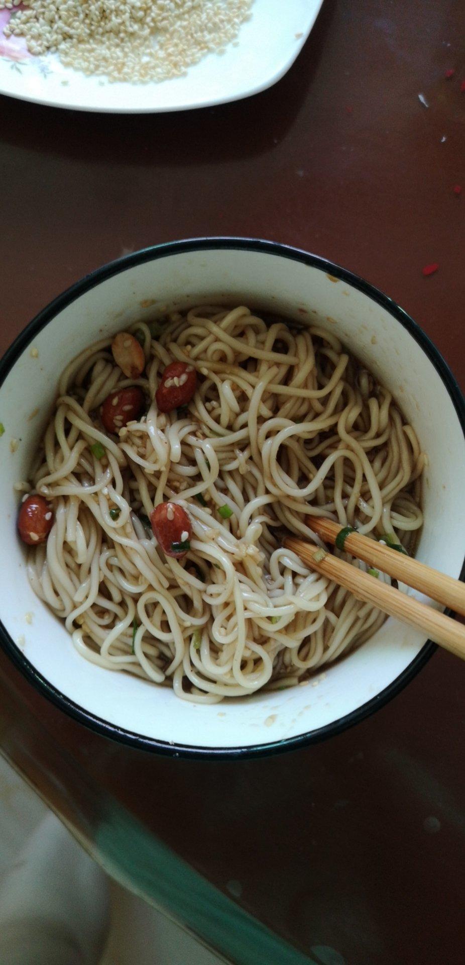 巨好吃㊙️酸辣凉拌面❗️十分钟搞定，简单快手❗️