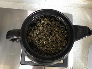 祛湿气中药茶饮的做法 步骤4