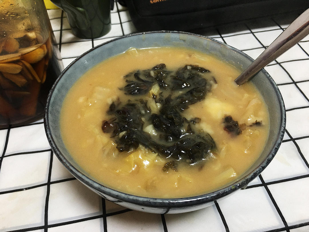 【白菜疙瘩汤】简单又营养的早晚餐
