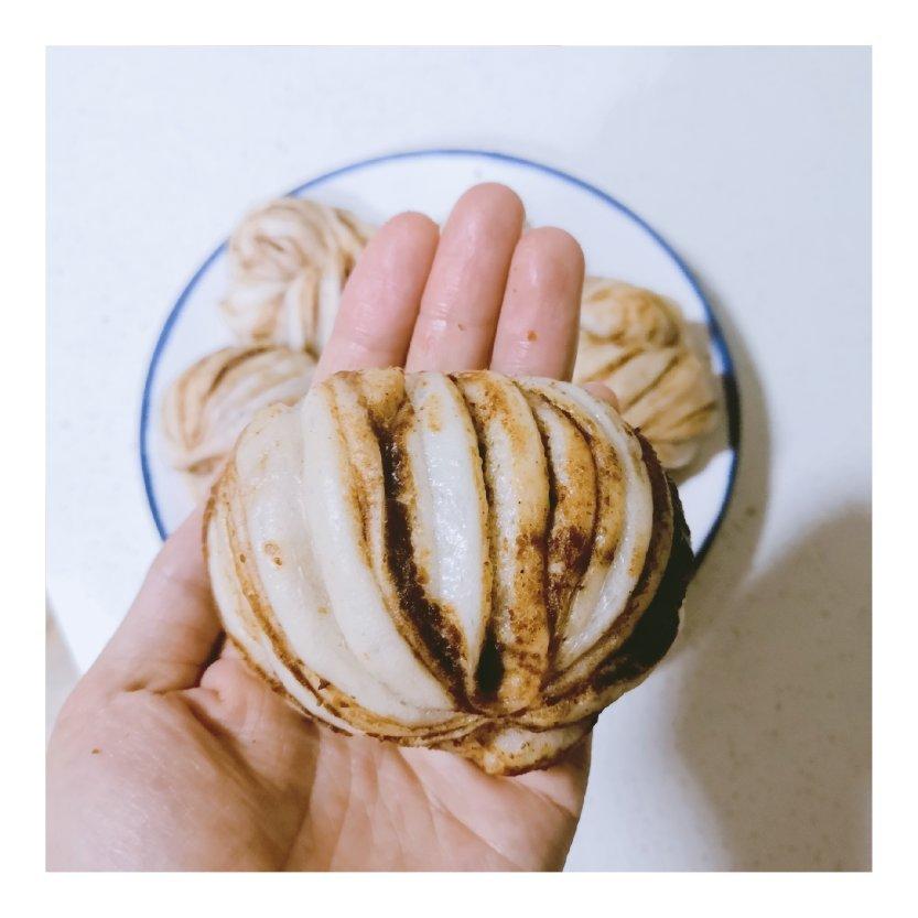 补钙又可口的芝麻酱椒盐咸花卷