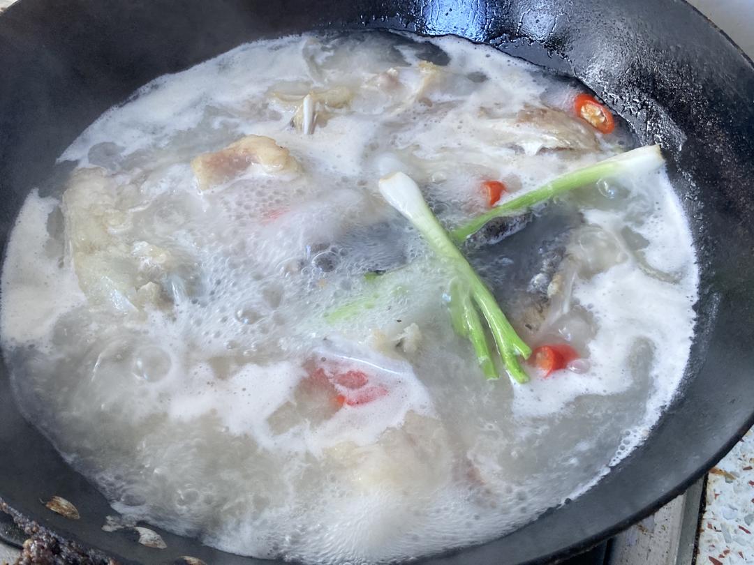 鱼头火锅🍲配菜随心所欲加加加，太好吃啦的做法 步骤6