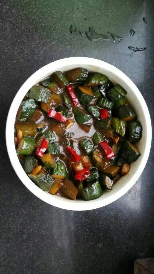 脆爽黄瓜丁的做法