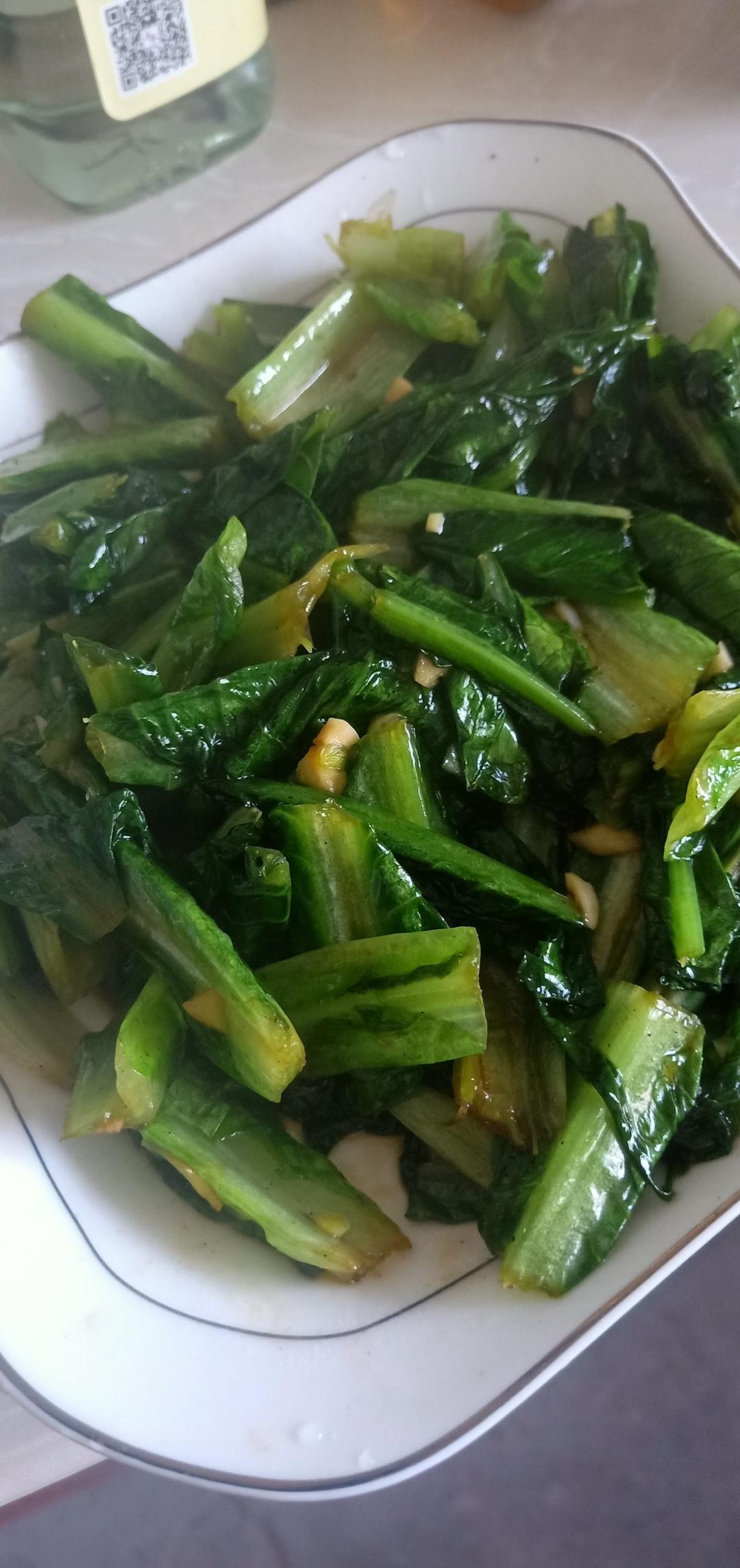 蚝油莴笋叶