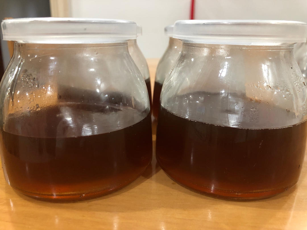 罗汉果海底椰菊花雪梨膏