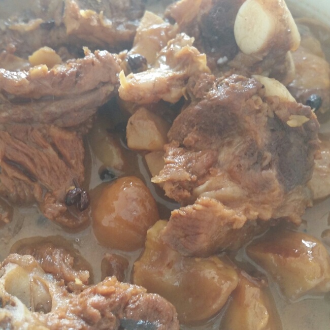 栗子排骨煲
