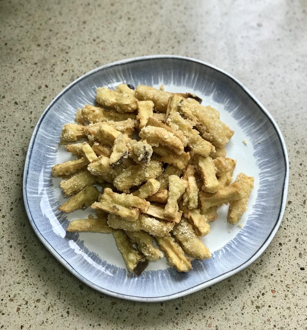 绝对惊艳到你💌一起来吃外酥里嫩，给肉都不换的椒盐杏鲍菇❗️