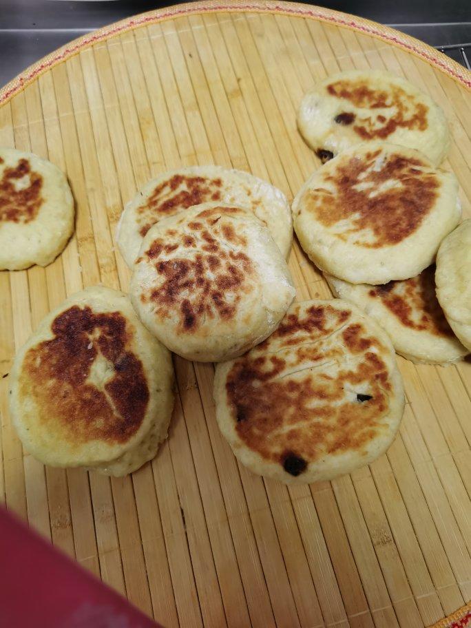 松软养胃的山药饼      （高营养低热量）