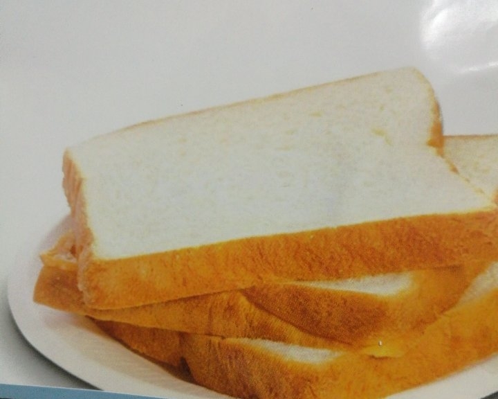 面包机做出松软面包