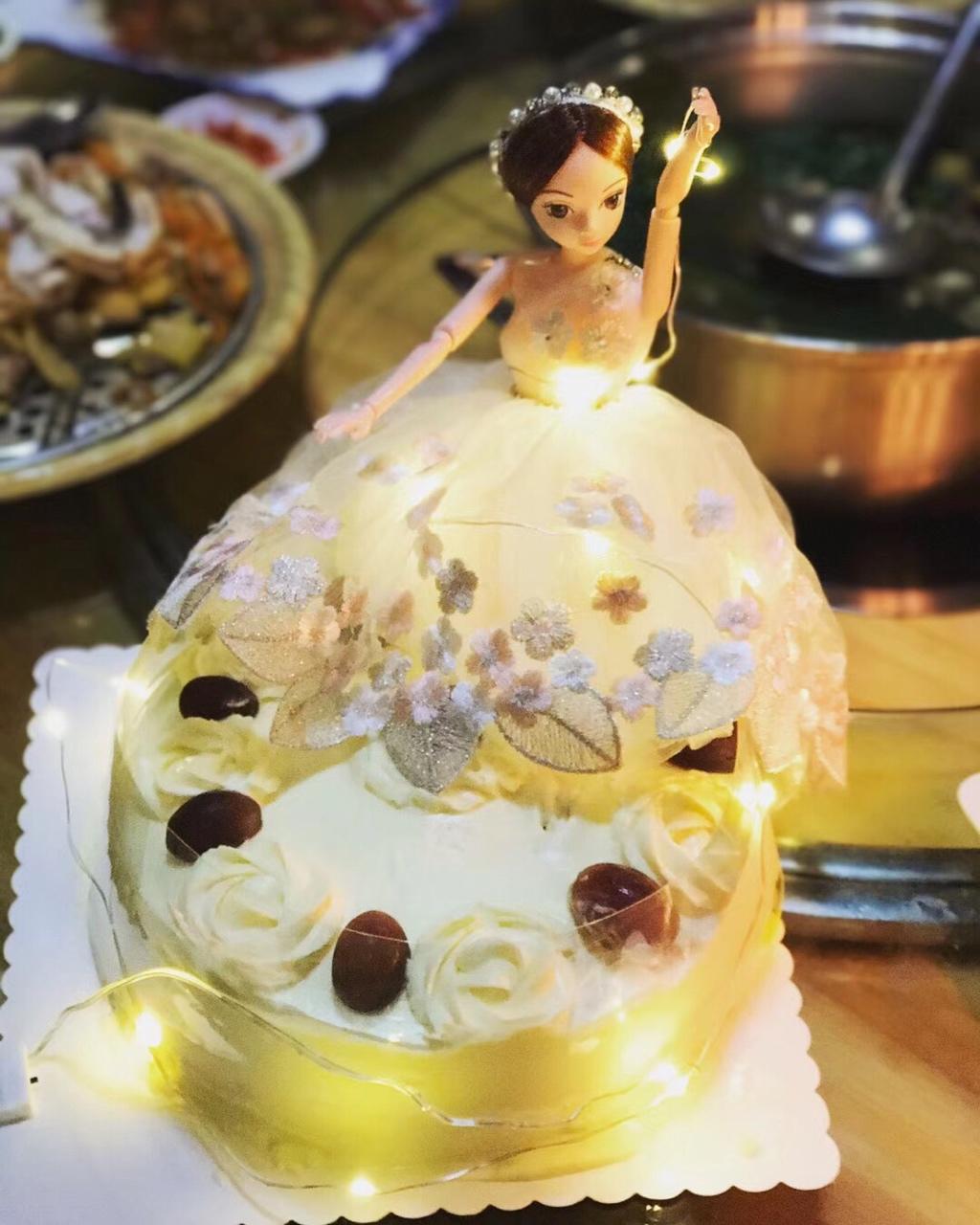 婚纱娃娃蛋糕