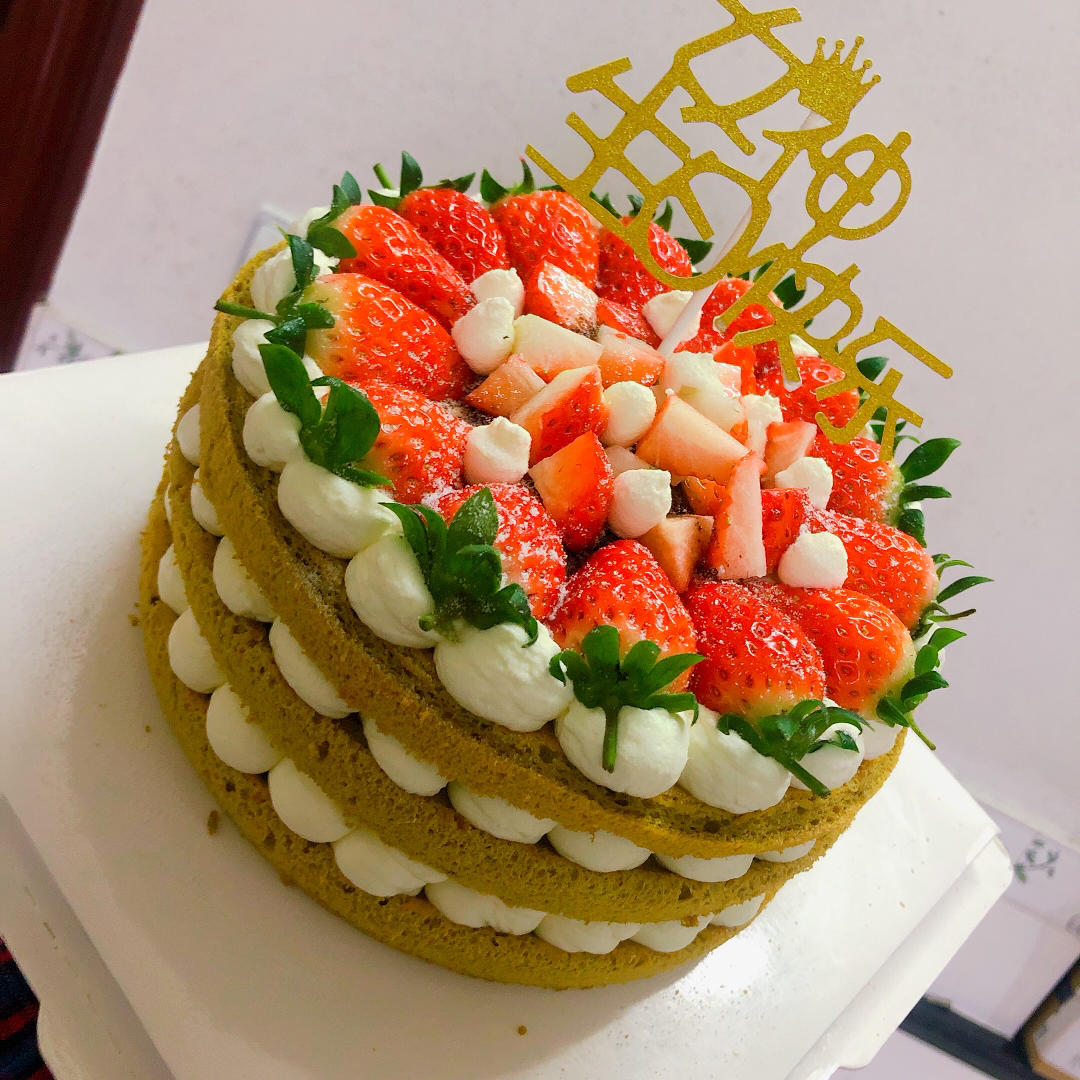 8寸奥利奥草莓水果蛋糕