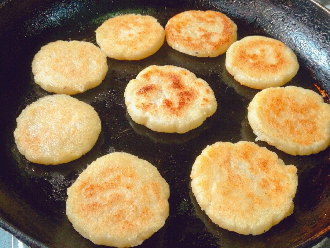 松软香糯的豆渣糯米饼🥞