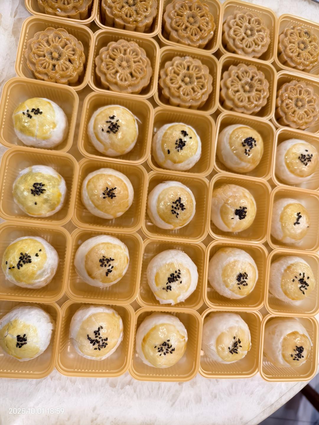 超简单 免揉 酥掉渣的蛋黄酥(超详细附全程视频)不破酥『万能酥皮』