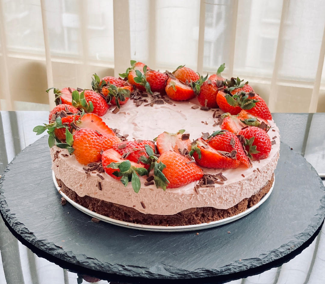 巧克力草莓慕斯蛋糕Chocolate Strawberry Mousse Cake