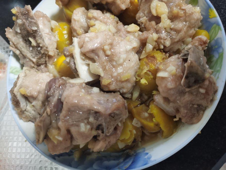 排骨怎么蒸才嫩？第一步先焯水就错了，记住这个窍门排骨嫩滑多汁