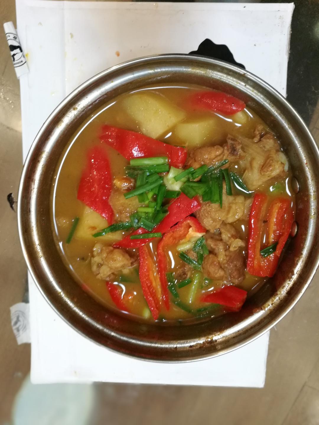 咖喱炖排骨的做法