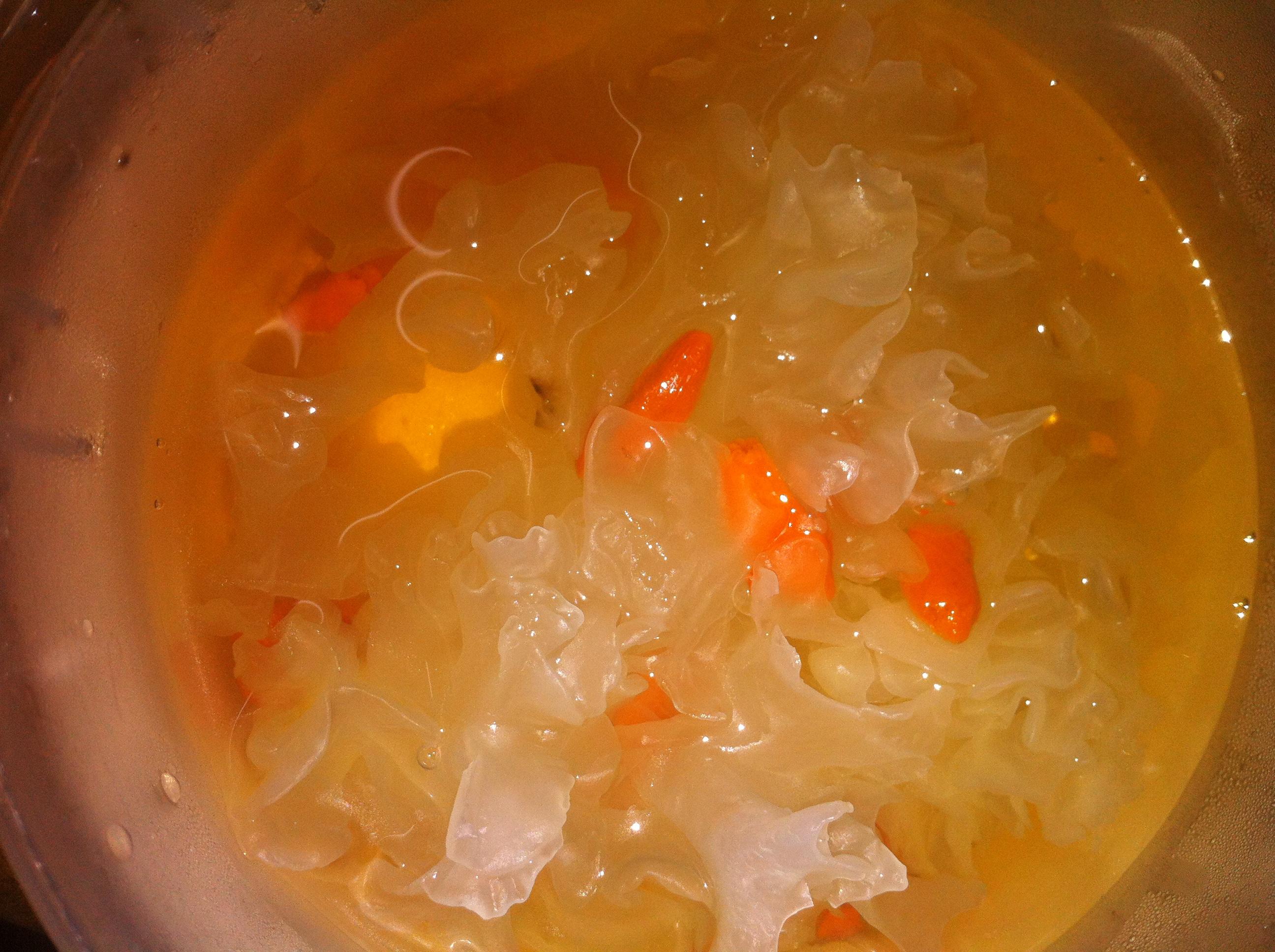银耳枸杞汤的做法