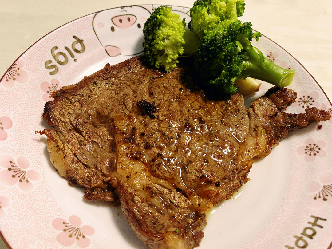 好吃到哭的煎牛排