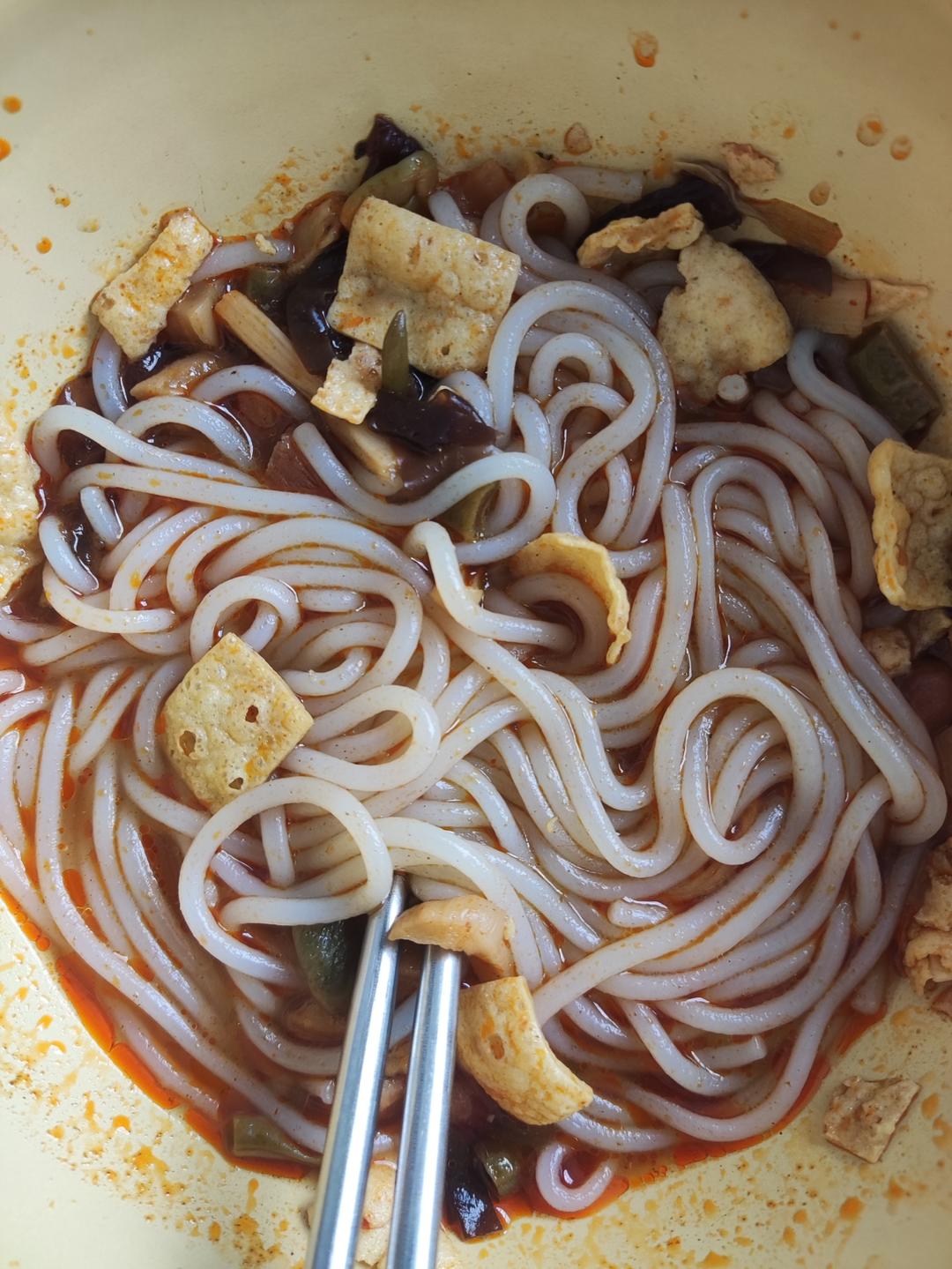 柳州螺蛳粉的正确煮法