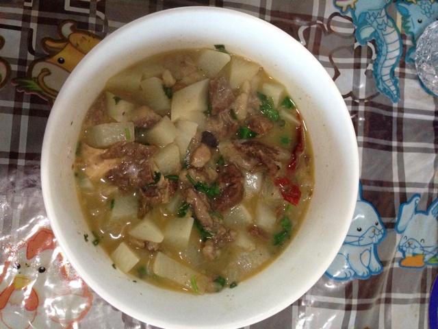 牛肉萝卜汤