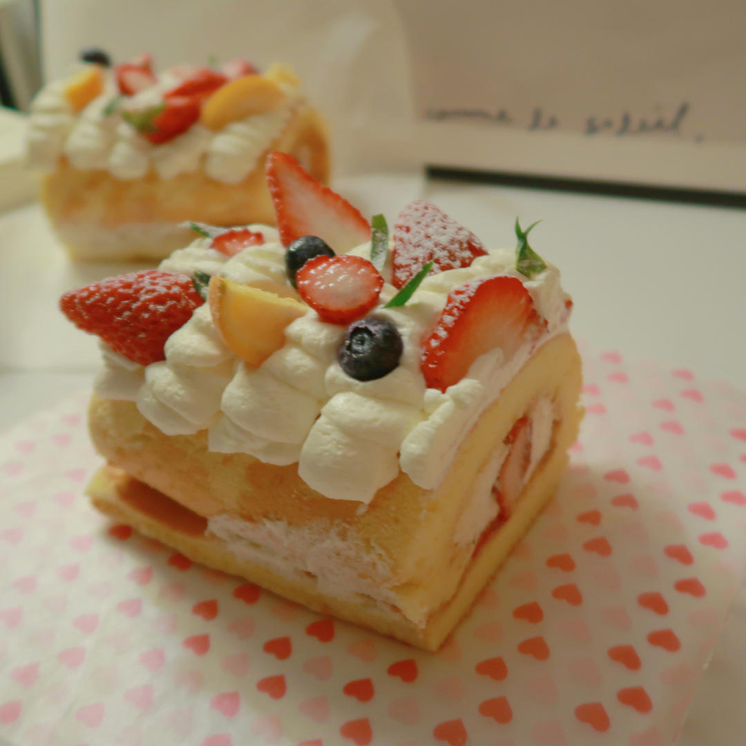 hen春天的草莓🍓蛋糕卷