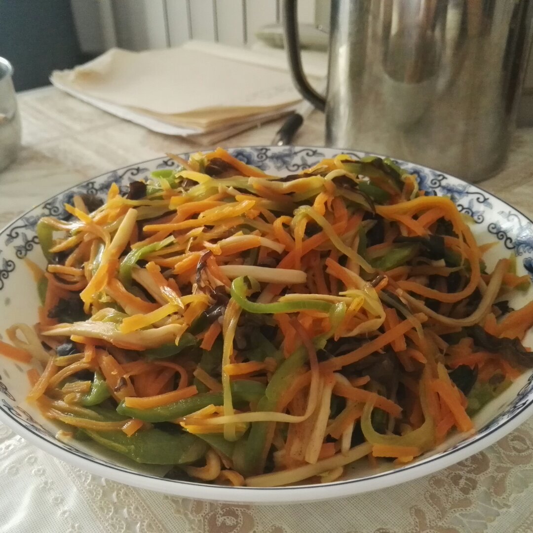 应季爽口菜丨五彩鲜蔬丝 · 圆满素食